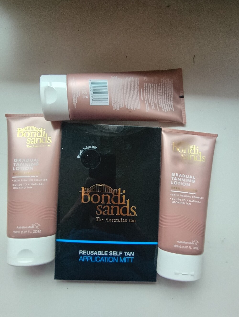 Bondi Sands Gradual Tanning Lotion - Pink (3-Pack) with Reusable Self Tan Mitt